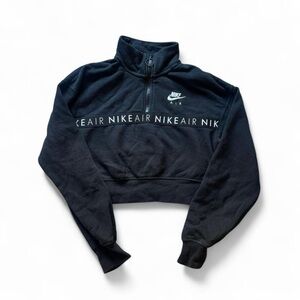 XS Nike Black Cropped Sweatshirt